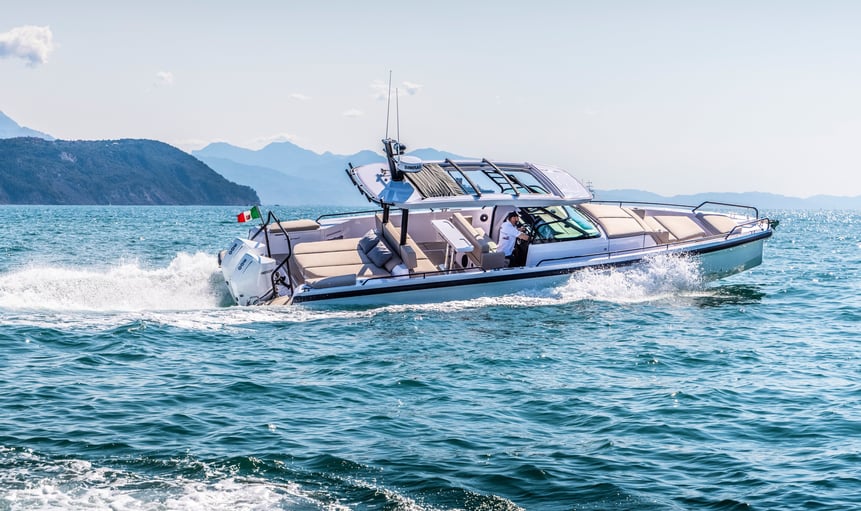 Venta Barcos Axopar en Barcelona